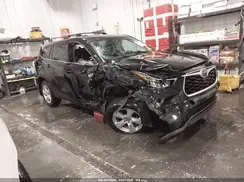 5TDCZRBH2LS504318 2020 TOYOTA HIGHLANDER
