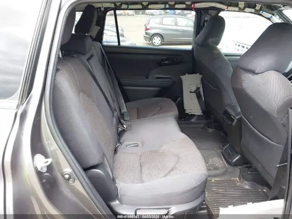 5TDCZRBH2NS578180 2022 TOYOTA HIGHLANDER - Image 8