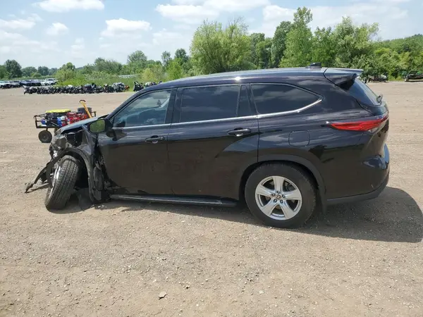 5TDCZRBH3LS001963 2020 TOYOTA HIGHLANDER - Image 2