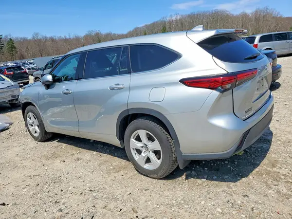 5TDCZRBH3MS535143 2021 TOYOTA HIGHLANDER - Image 2