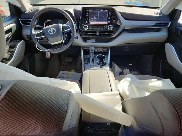 5TDCZRBH3NS251836 2022 TOYOTA HIGHLANDER - Image 8