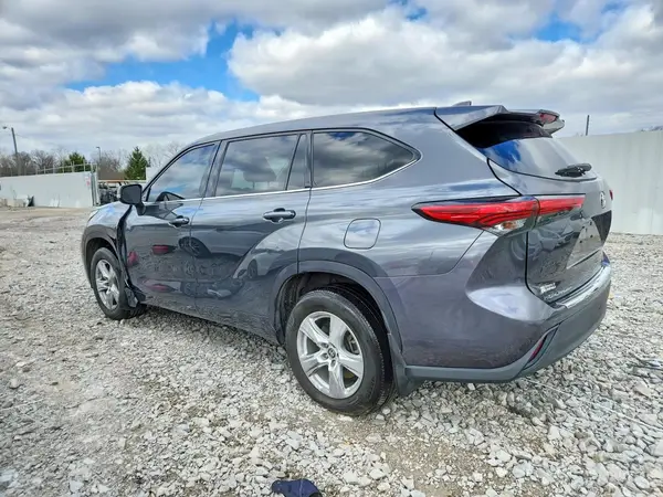 5TDCZRBH4LS013233 2020 TOYOTA HIGHLANDER - Image 2