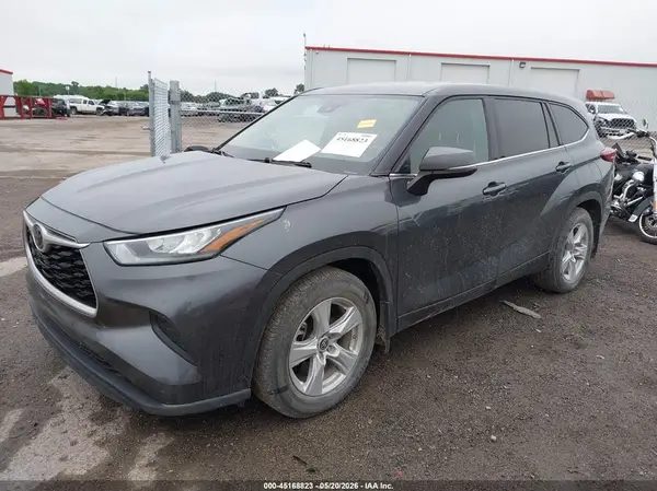 5TDCZRBH4LS052274 2020 TOYOTA HIGHLANDER - Image 2