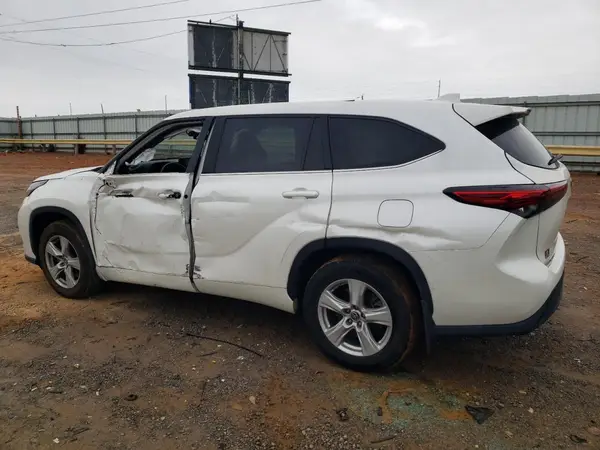 5TDCZRBH4MS139920 2021 TOYOTA HIGHLANDER - Image 2