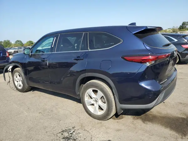 5TDCZRBH5MS532163 2021 TOYOTA HIGHLANDER - Image 2