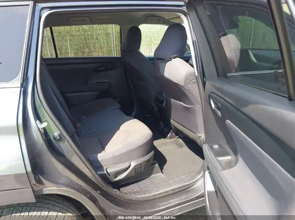 5TDCZRBH6MS065576 2021 TOYOTA HIGHLANDER - Image 8