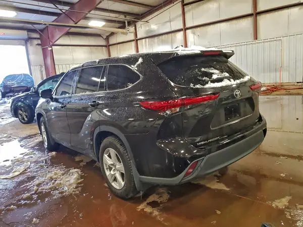 5TDCZRBH7LS001335 2020 TOYOTA HIGHLANDER - Image 2