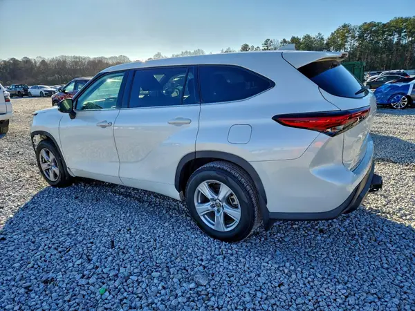 5TDCZRBH7MS076148 2021 TOYOTA HIGHLANDER - Image 2