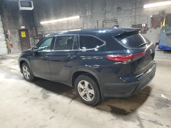 5TDCZRBH8LS514044 2020 TOYOTA HIGHLANDER - Image 2