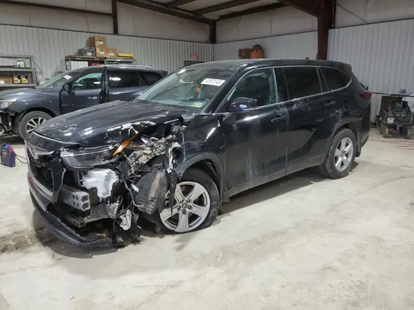5TDCZRBH8NS570813 2022 TOYOTA HIGHLANDER - Image 1