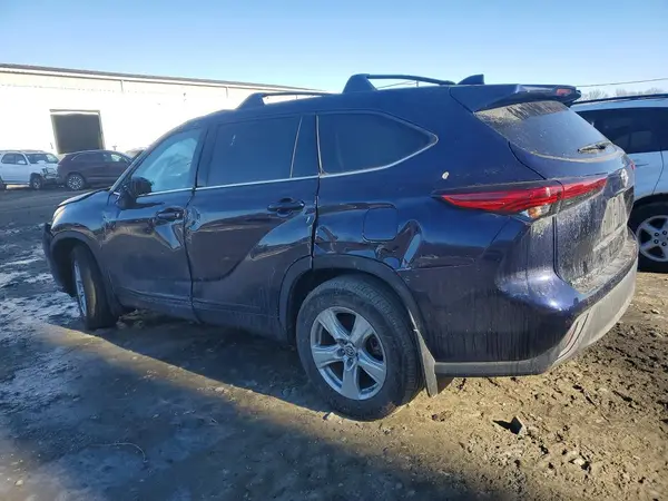 5TDCZRBH9MS067192 2021 TOYOTA HIGHLANDER - Image 2