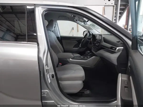 5TDCZRBHXLS008148 2020 TOYOTA HIGHLANDER - Image 8