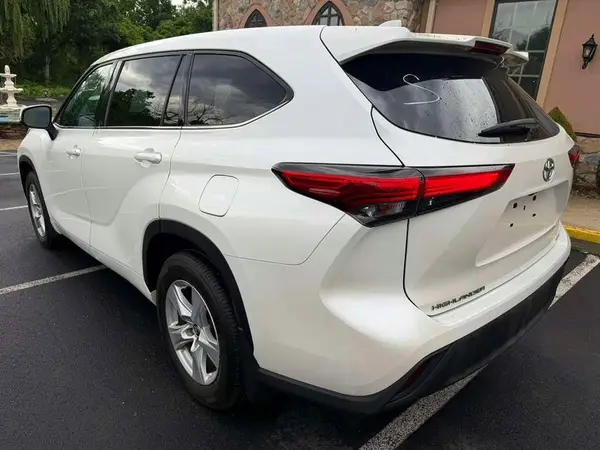 5TDCZRBHXLS045636 2020 TOYOTA HIGHLANDER - Image 2