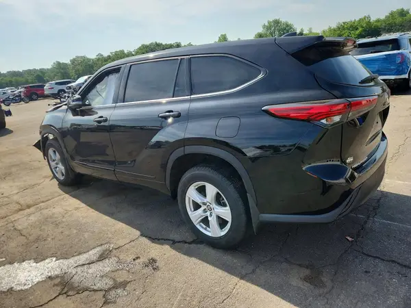 5TDCZRBHXLS505877 2020 TOYOTA HIGHLANDER - Image 2