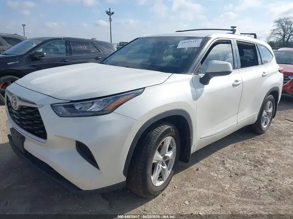 5TDCZRBHXLS519682 2020 TOYOTA HIGHLANDER - Image 2