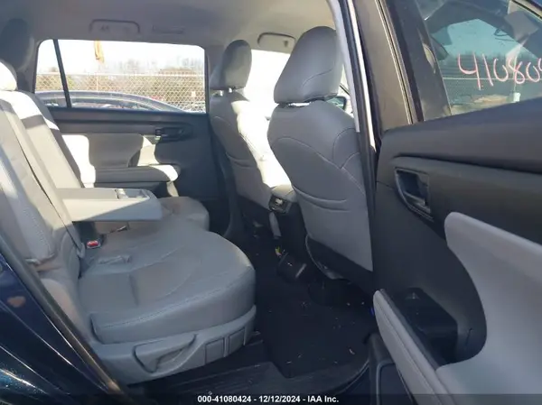 5TDCZRBHXMS558189 2021 TOYOTA HIGHLANDER - Image 8