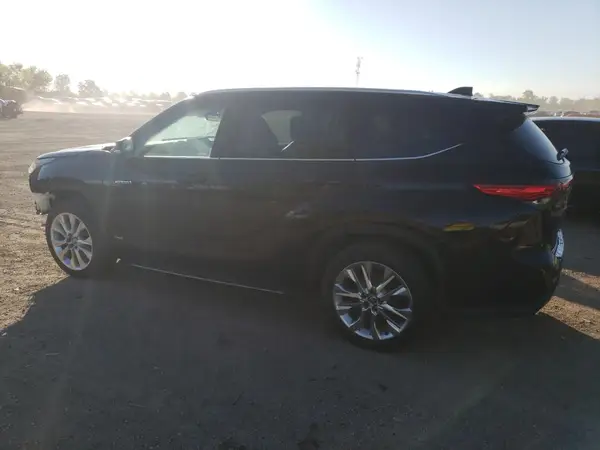 5TDDBRCH0LS000888 2020 TOYOTA HIGHLANDER - Image 2