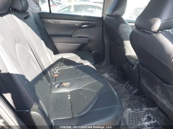 5TDDBRCH0LS007646 2020 TOYOTA HIGHLANDER - Image 8