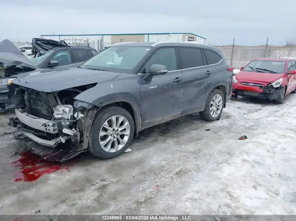 5TDDBRCH0MS025291 2021 TOYOTA HIGHLANDER - Image 2