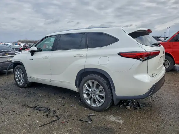 5TDDBRCH0MS522535 2021 TOYOTA HIGHLANDER - Image 2