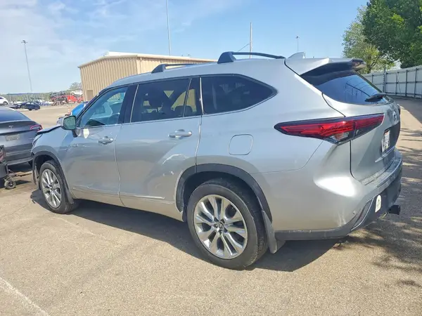 5TDDBRCH1LS003394 2020 TOYOTA HIGHLANDER - Image 2