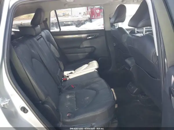 5TDDBRCH1LS012368 2020 TOYOTA HIGHLANDER - Image 8
