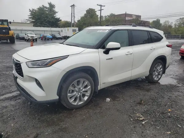 5TDDBRCH1MS052130 2021 TOYOTA HIGHLANDER - Image 1