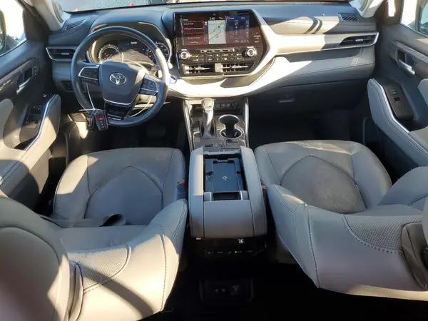 5TDDBRCH1MS524181 2021 TOYOTA HIGHLANDER - Image 8