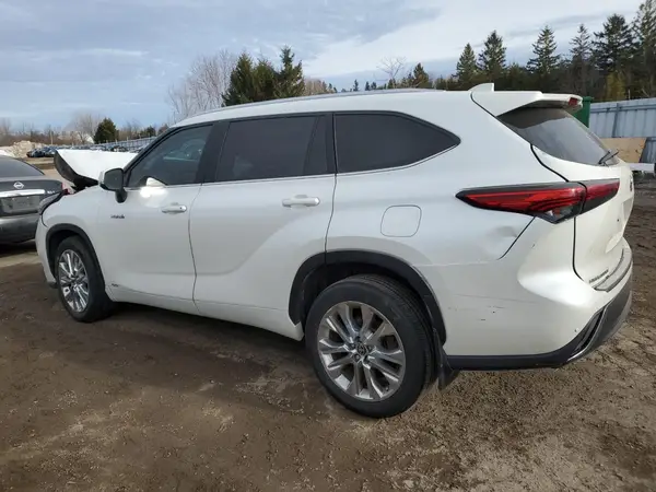 5TDDBRCH2MS015877 2021 TOYOTA HIGHLANDER - Image 2
