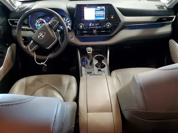 5TDDBRCH2MS017905 2021 TOYOTA HIGHLANDER - Image 8