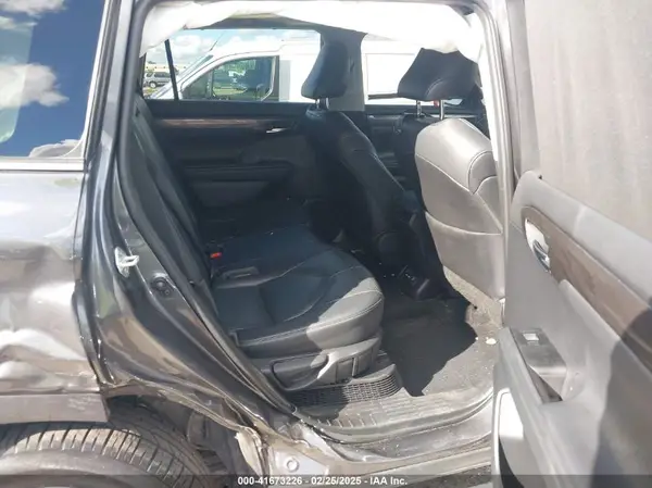 5TDDBRCH2MS533701 2021 TOYOTA HIGHLANDER - Image 8