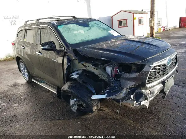5TDDBRCH3MS031084 2021 TOYOTA HIGHLANDER - Image 1