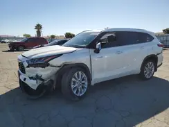 5TDDBRCH3MS521640 2021 TOYOTA HIGHLANDER