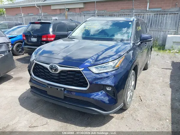 5TDDBRCH4LS004863 2020 TOYOTA HIGHLANDER - Image 2