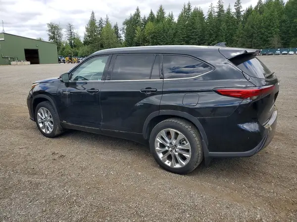 5TDDBRCH4MS016495 2021 TOYOTA HIGHLANDER - Image 2
