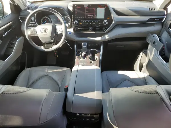 5TDDBRCH4MS520660 2021 TOYOTA HIGHLANDER - Image 8