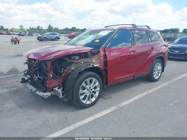 5TDDBRCH4MS522022 2021 TOYOTA HIGHLANDER - Image 2
