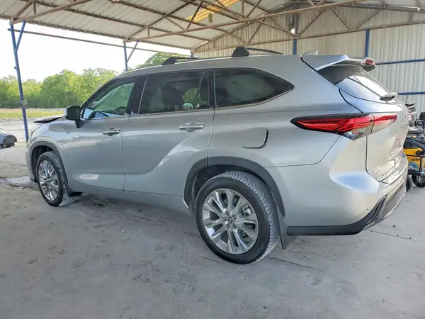 5TDDBRCH6LS003925 2020 TOYOTA HIGHLANDER - Image 2
