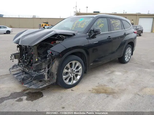 5TDDBRCH6LS011622 2020 TOYOTA HIGHLANDER - Image 2