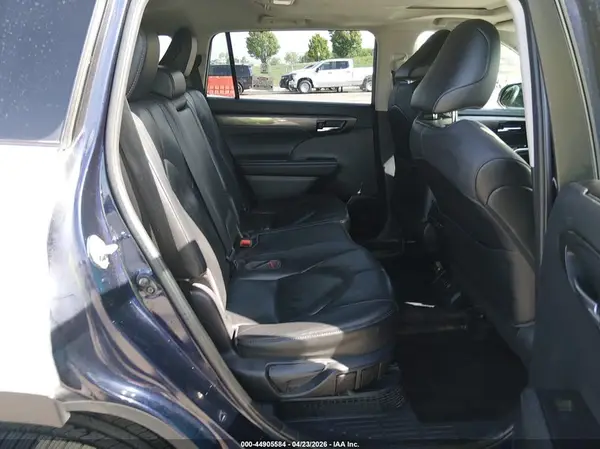 5TDDBRCH6MS529408 2021 TOYOTA HIGHLANDER - Image 8