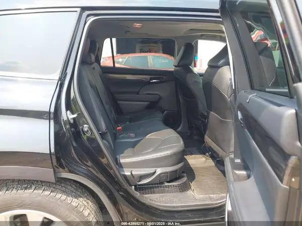 5TDDBRCH9LS007046 2020 TOYOTA HIGHLANDER - Image 8