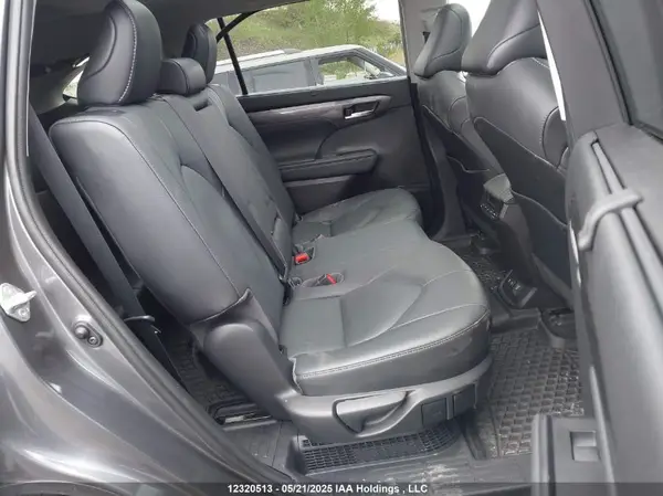 5TDDBRCH9MS043689 2021 TOYOTA HIGHLANDER - Image 8