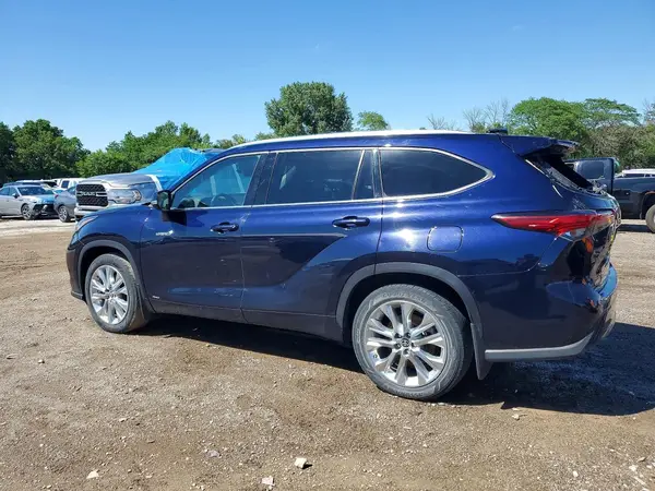 5TDDBRCH9MS536577 2021 TOYOTA HIGHLANDER - Image 2