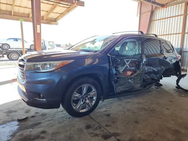 5TDDCRFH0GS013929 2016 TOYOTA HIGHLANDER - Image 1