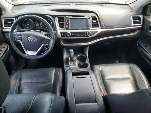 5TDDCRFH0GS016524 2016 TOYOTA HIGHLANDER - Image 8