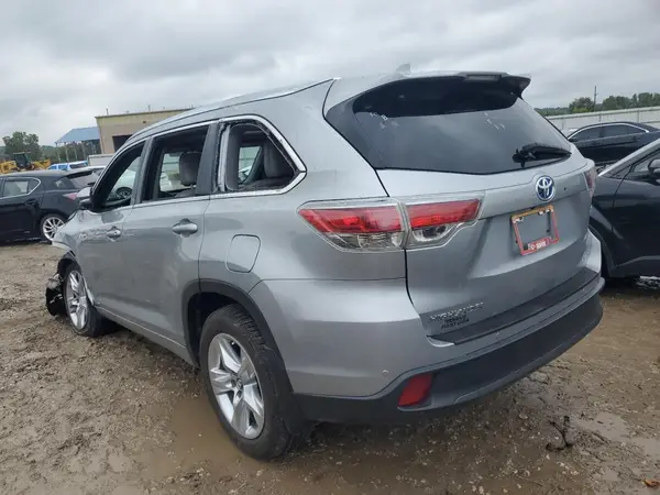 5TDDCRFH0GS018399 2016 TOYOTA HIGHLANDER - Image 2