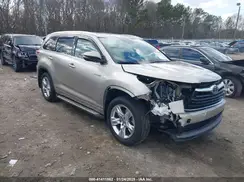 5TDDCRFH0GS019231 2016 TOYOTA HIGHLANDER