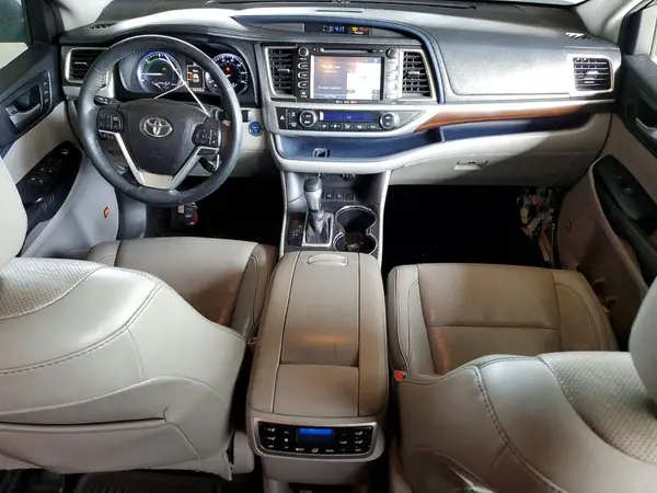 5TDDCRFH1GS014846 2016 TOYOTA HIGHLANDER - Image 8