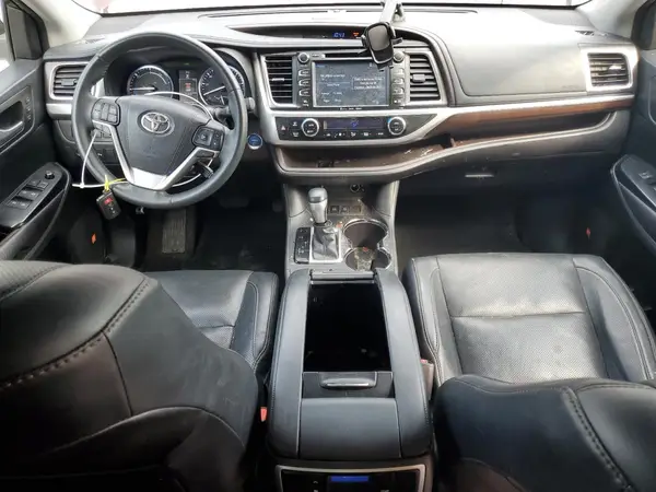 5TDDCRFH2GS014774 2016 TOYOTA HIGHLANDER - Image 8