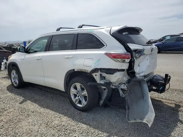 5TDDCRFH3GS014296 2016 TOYOTA HIGHLANDER - Image 2